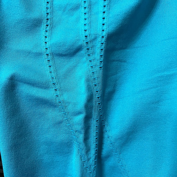 Pre-Loved Fabletics leggings - Picture 3 of 4